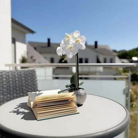 Haus Duene Whg 03 Mit Suedwest Terrasse Und Balkon